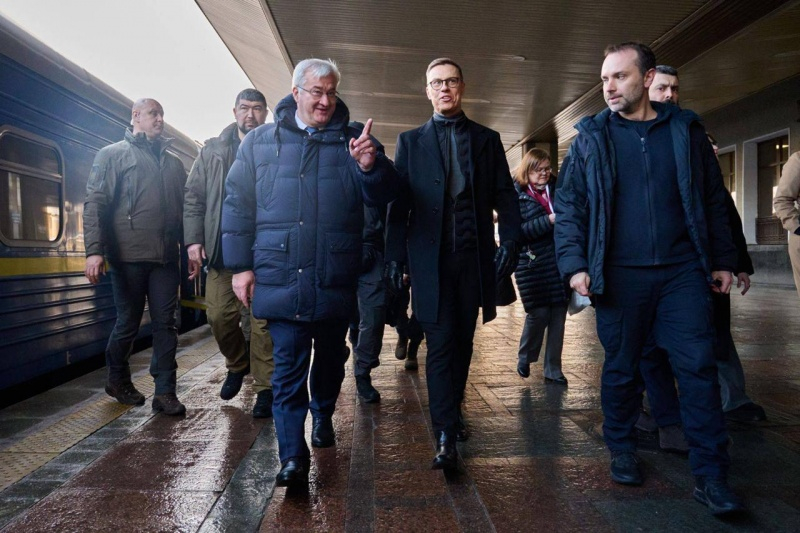 "Тройной провал России": что говорит Украина и мир на 4-ю годовщину большой войны