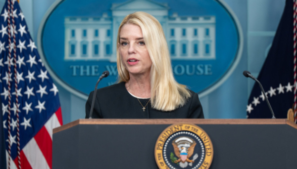 Генпрокурорку США викликали дати свідчення у справі файлів Епштейна