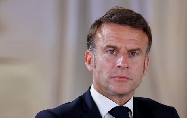 Макрон потребовал от Ирана немедленно прекратить атаки на страны Ближнего Востока