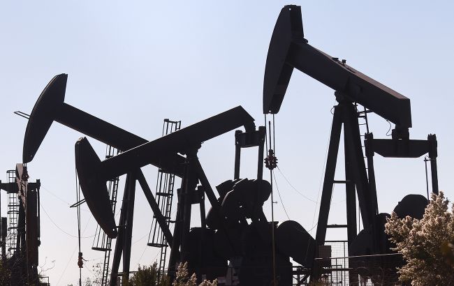 Отмена санкций против РФ не работает? Цены на нефть "среагировали" на удары США по Ирану