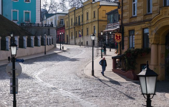 По-весеннему тепло, но полоса холода пройдет частью страны: прогноз на сегодня