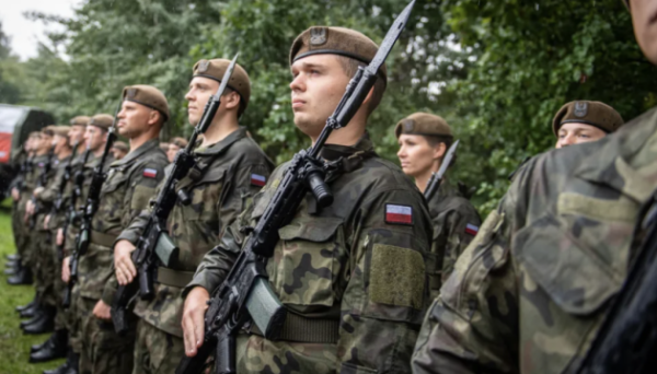 Польща не відправлятиме війська на Близький Схід - Туск
