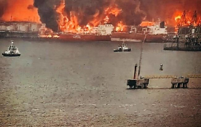 Порт Усть-Луга в огне: появились кадры масштабного пожара после украинской атаки