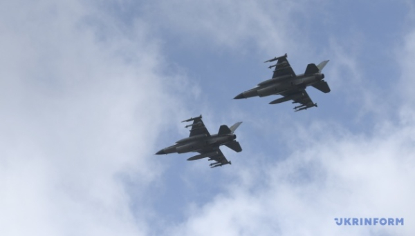 У Румунії підняли два літаки F-16 через дронову загрозу