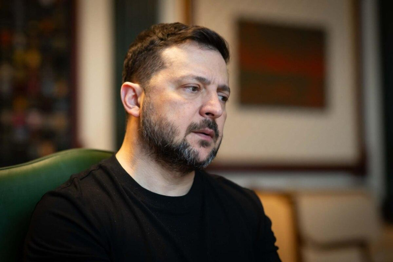 "Нечесна гра і велика помилка": Зеленський висловився про відмову України від ядерної зброї