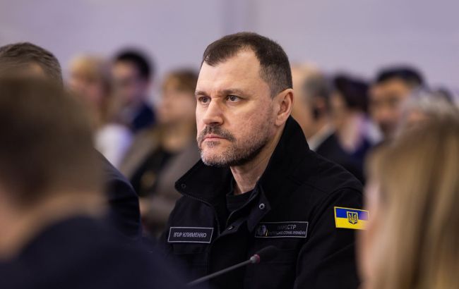 Неожиданная деталь в телефоне ликвидированного стрелка в Киеве помогла полиции, - глава МВД