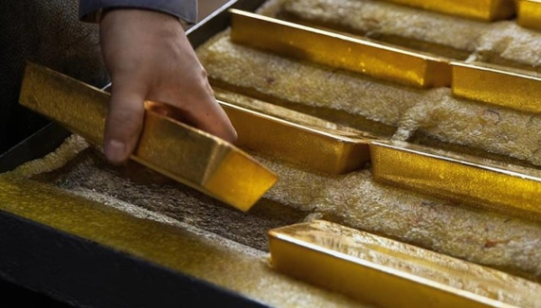 Експосадовця ЦРУ звинувачують у крадіжці 300 золотих злитків