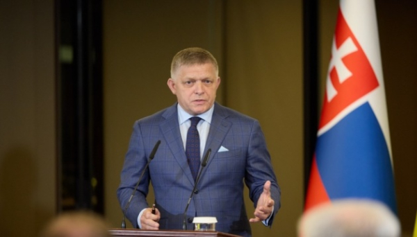 Фіцо після падіння дрона в Румунії закликав до «негайного діалогу» між ЄС та Росією