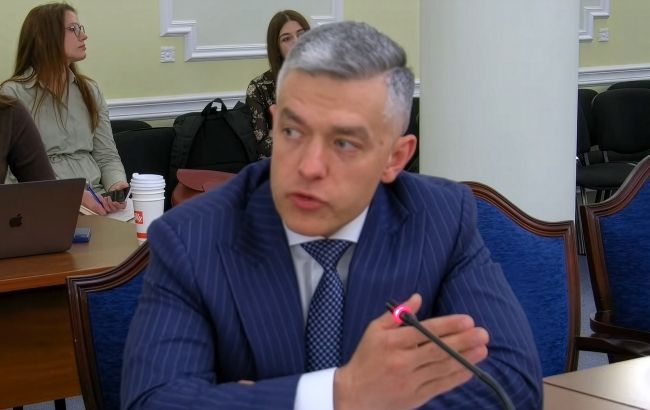 Глава набсовета "Сенс Банка" временно сложил полномочия
