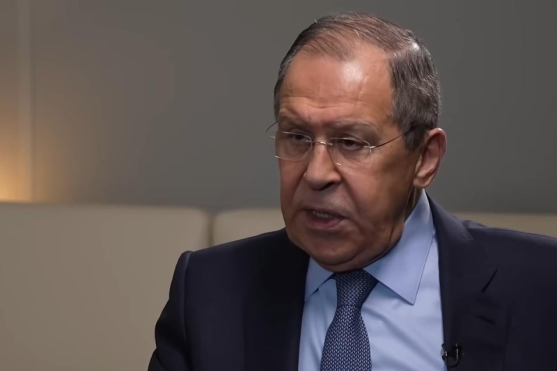 Лавров цинічно відбрехався, чому РФ досі не може завоювати увесь Донбас