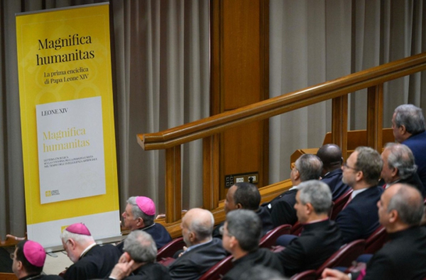 Папа Римський представив свою першу енцикліку - про людство і штучний інтелект