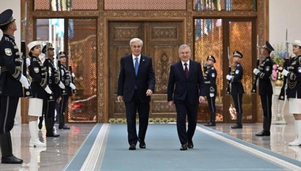 Президенти Казахстану і Узбекистану будуть на військовому параді у Москві - ЗМІ