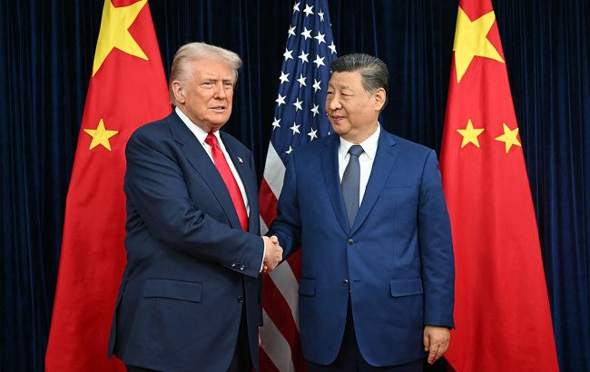 Си Цзиньпин раскритиковал перевооружение Японии во время саммита с Трампом, - FT