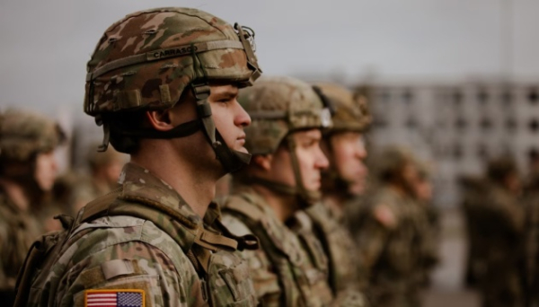 Союзники США очікують, що Трамп виведе більше військ із Європи, ніж заявляв - Bloomberg