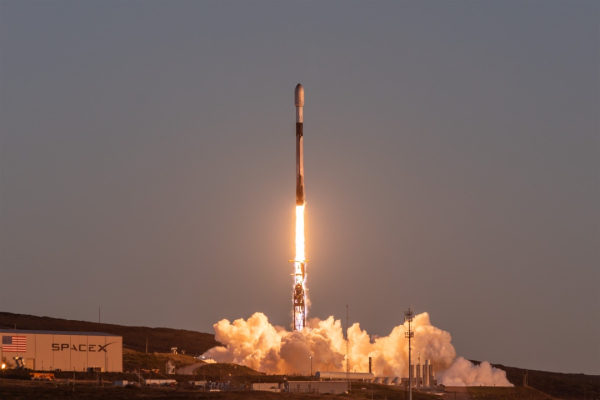 SpaceX провела новий запуск Starlink - у космосі вже близько 10500 супутників