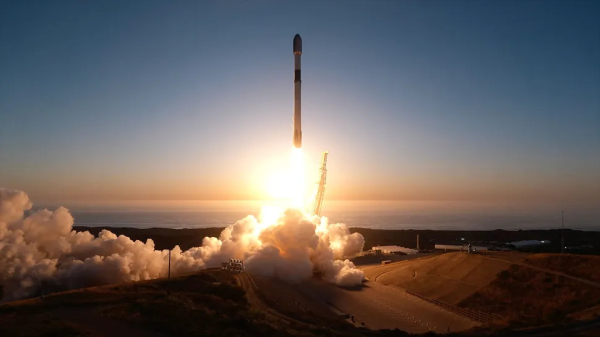 SpaceX провела новий запуск Starlink - у космосі вже близько 10500 супутників