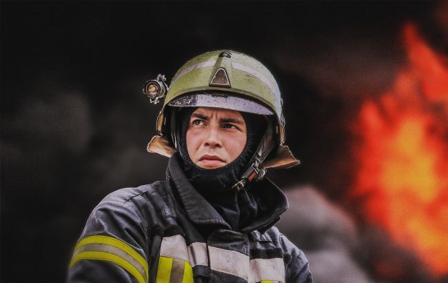 Залпы баллистики, "Шахеды", прилеты в дома: что известно о последствиях атаки на Киев