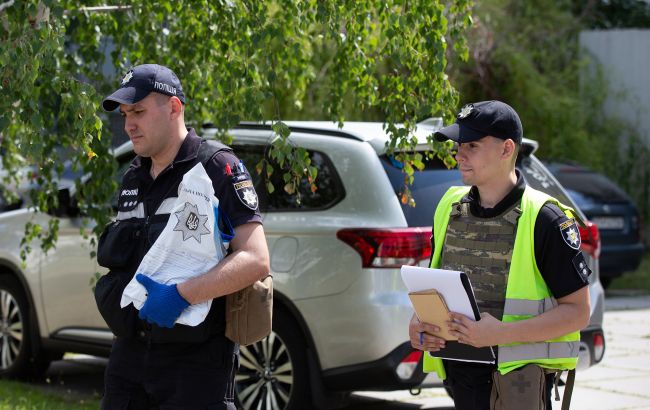Мужчина стрелял в сторону прохожих в Ирпене, полиция его задержала