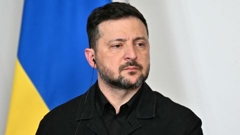 СМИ узнали имя олигарха, через которого Зеленский передавал послание Путину