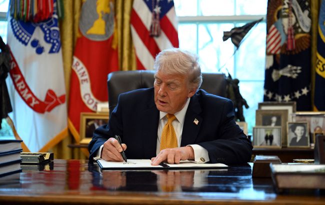 Трамп полностью снял морскую блокаду с Ирана