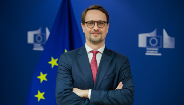У ЄС розглядають різні механізми візових обмежень для росіян
