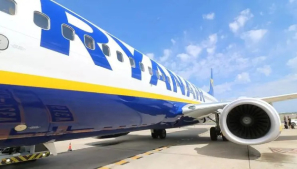 Збір з батьків за крісло поруч із дитиною: проти Ryanair почали розслідування