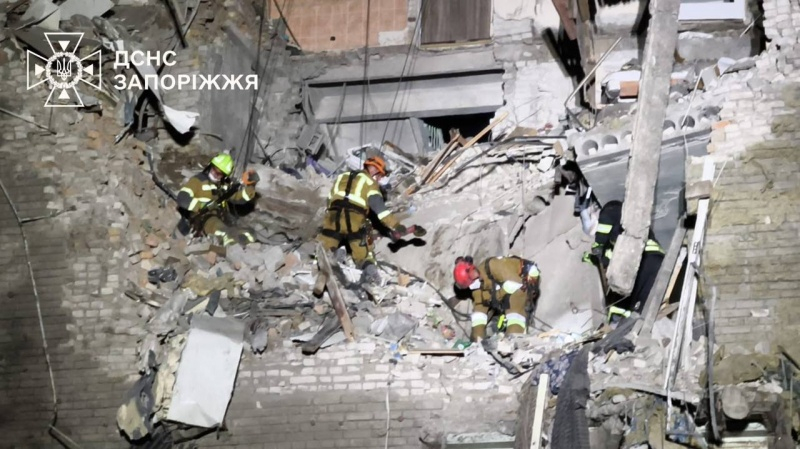 Число пострадавших в Запорожье после удара КАБами резко возросло: среди них дети