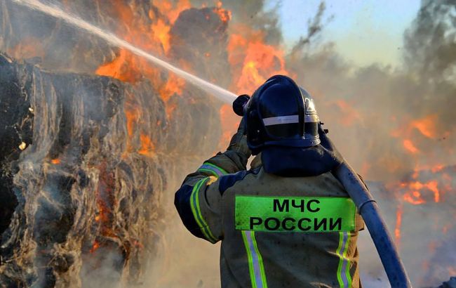 На Москву массово летят дроны, в Подмосковье пылает нефтебаза (фото, видео)