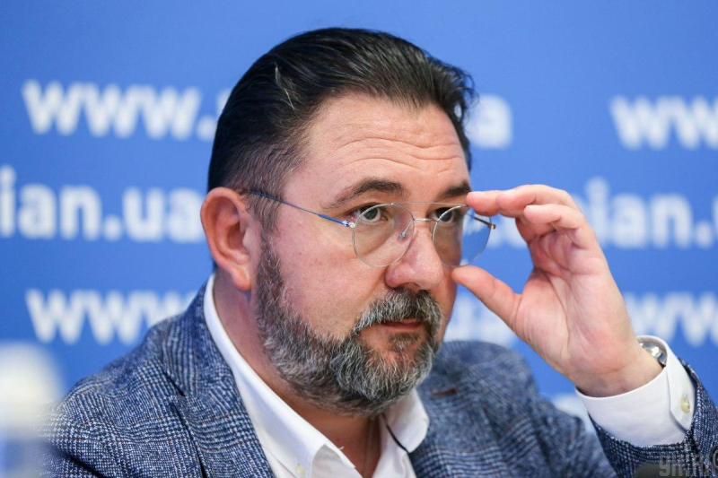 Один з ключових депутатів від "Слуг народу" Потураєв оголосив про складання мандата