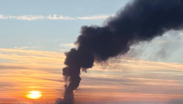 Під Москвою - великі пожежі: після атаки дронів горять склади і нафтобаза