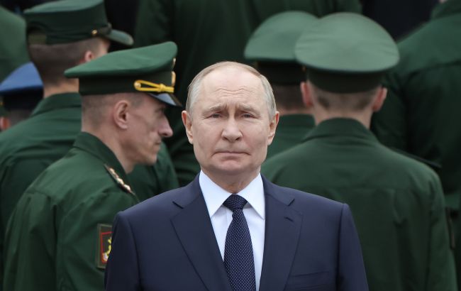 Путин бросает почти половину бюджета РФ на войну против Украины, - ГУР