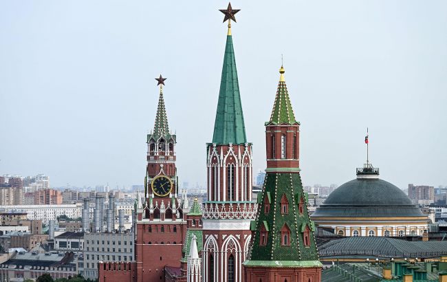 РФ спасает Москву от дефицита бензина, жертвуя другими регионами, - Reuters