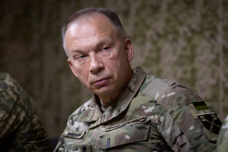 Сирський відповів на закиди у небажанні воювати дронами