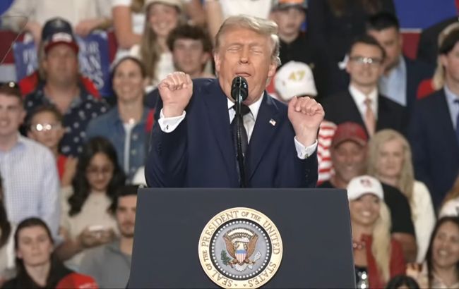 Трамп цинично высмеял Канаду из-за лесных пожаров и дыма