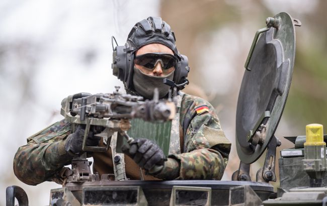 Тысячи немцев увольняются из Бундесвера, чтобы не воевать