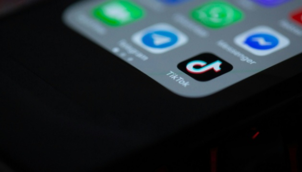 У Британії почали розслідування проти TikTok щодо захисту прав неповнолітніх