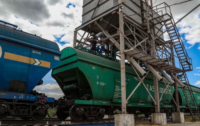 Удар по экспорту: бизнес выступил против повышения тарифов УЗ