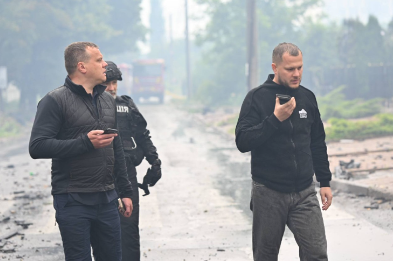 Удар по Вишневому уничтожил пять улиц, 500 человек эвакуировали из-за угрозы детонации