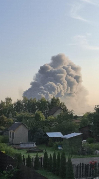 Украинские дроны FP-1 ударили по складу большого логистического узла в РФ, - Fire Point