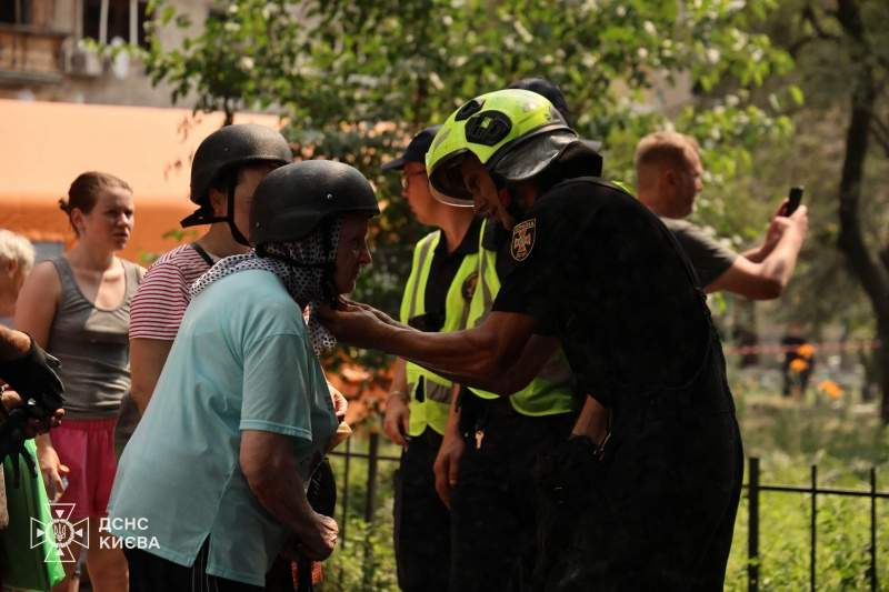 В Дарницком районе Киева завершили поисковую операцию, названо количество жертв