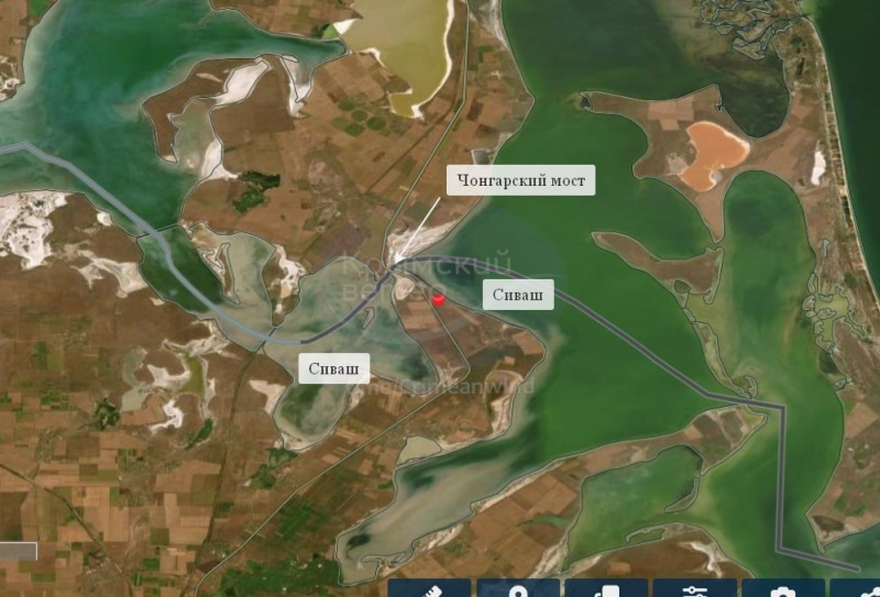 В Крыму после атаки дронов горят две АЗС