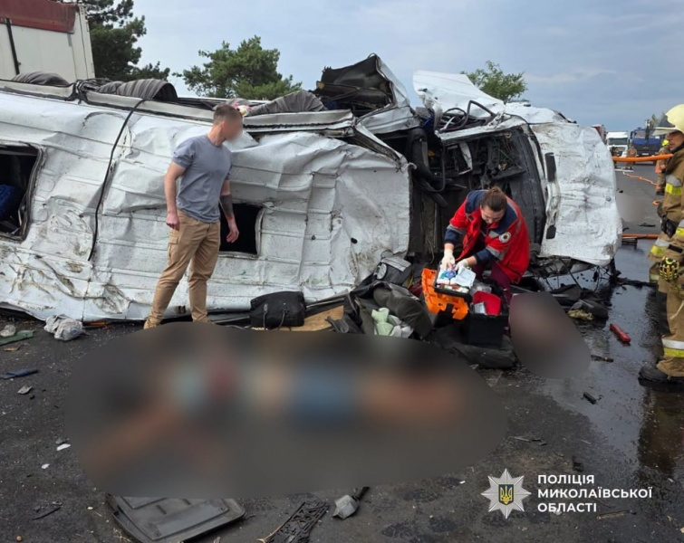 В Николаевской области произошло ДТП с автобусом и грузовиком, много погибших и раненых