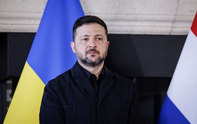 Зеленский недоволен скоростью поставок оружия, готовит кадровые изменения