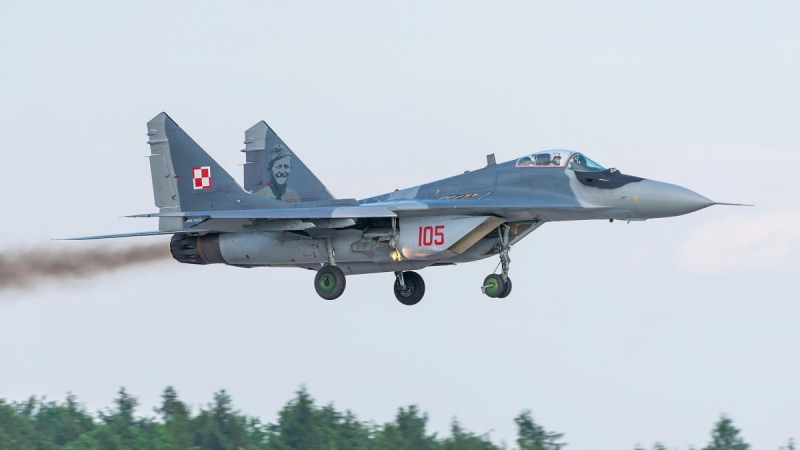 Передача Україні МіГ-29 від Польщі: стали відомі нові деталі угоди