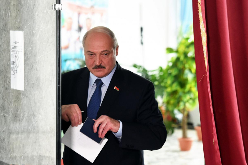 У генпрокурора підтвердили, що ОП подав запит на відкриття справи проти Лукашенка