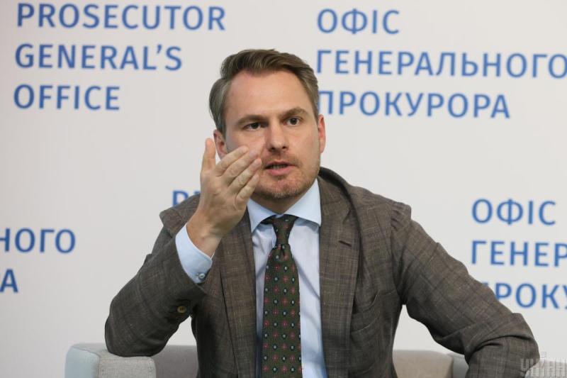 Кравченко подав заяву про відставку з посади генерального прокурора