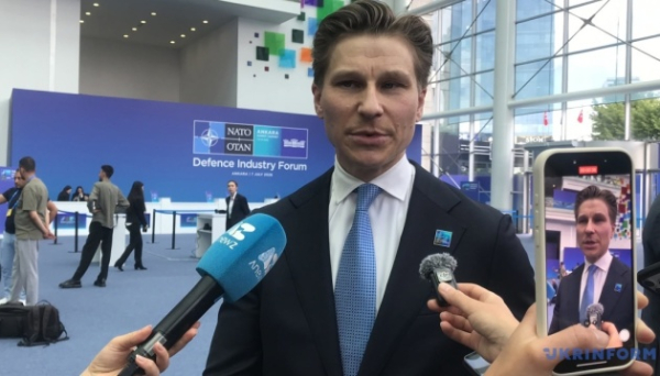 Міністр оборони Фінляндії: Загроза з боку Росії буде тривалою й непередбачуваною