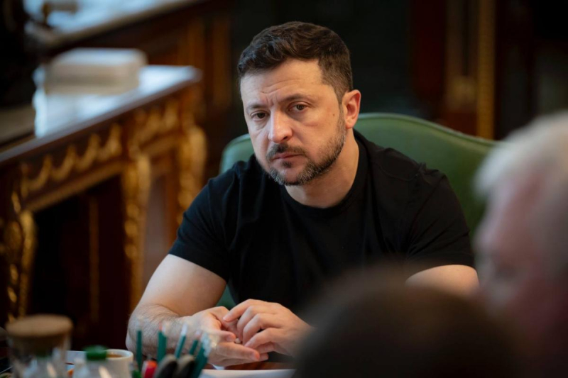 РФ атакувала аеропорти Києва на тлі планів Віткоффа прибути літаком, &ndash; Зеленський