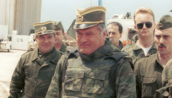 У Раді Європи засудили прославляння Сербією воєнного злочинця Младича